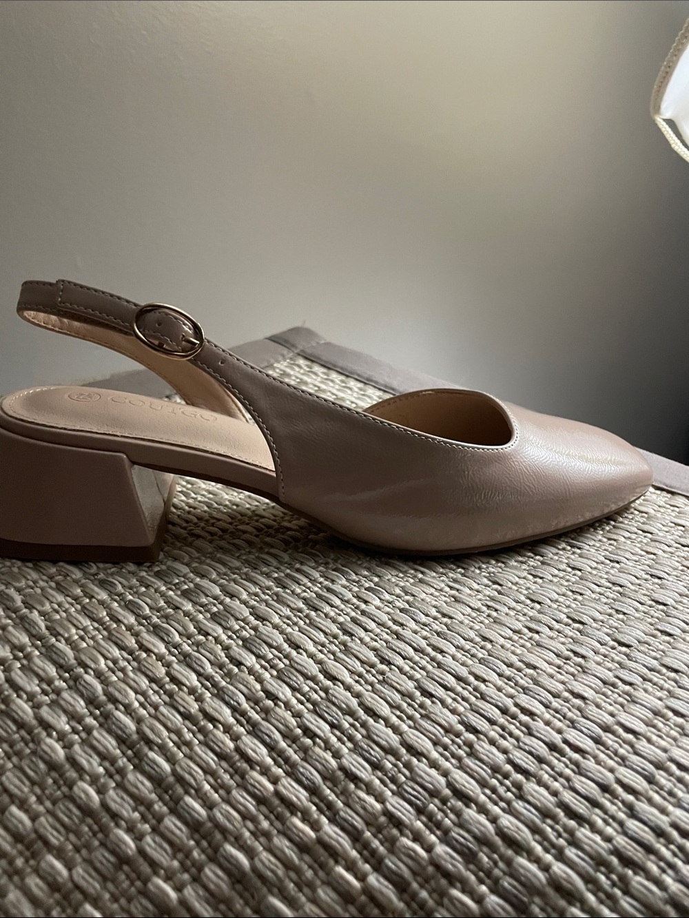 Elegant Pink Slingback Block Heel Pump